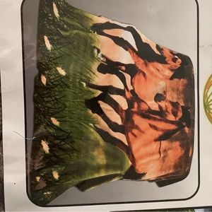 Beautiful Queen blanket with horses
